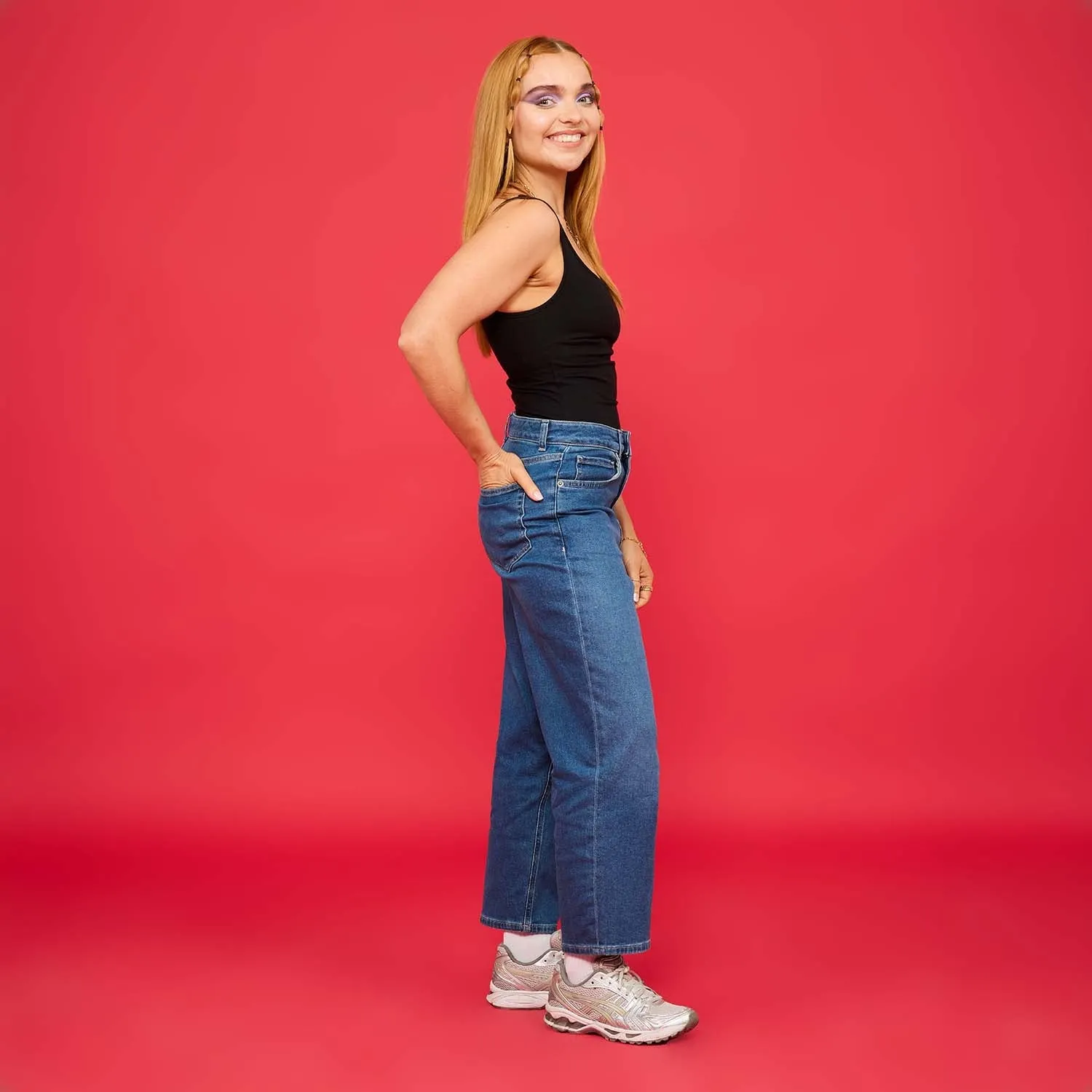 The Jean - Short Mom Jeans